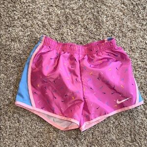 Nike tempo pink all over logo short size 6x